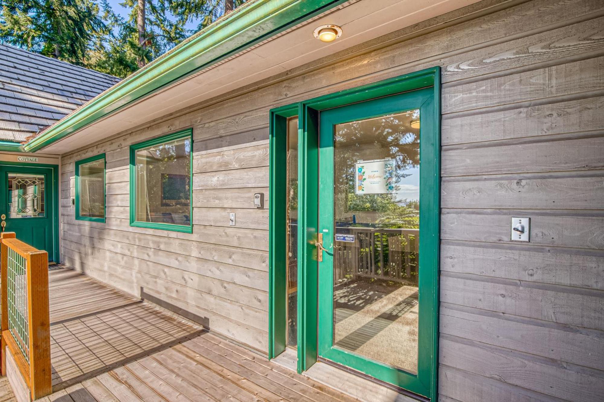 The Quintessa Cottage Clinton Luaran gambar